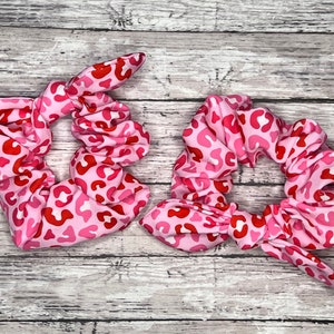 Valentine Scrunchie. | Pink Leopard scunchie. | Scrunchie with Bow.