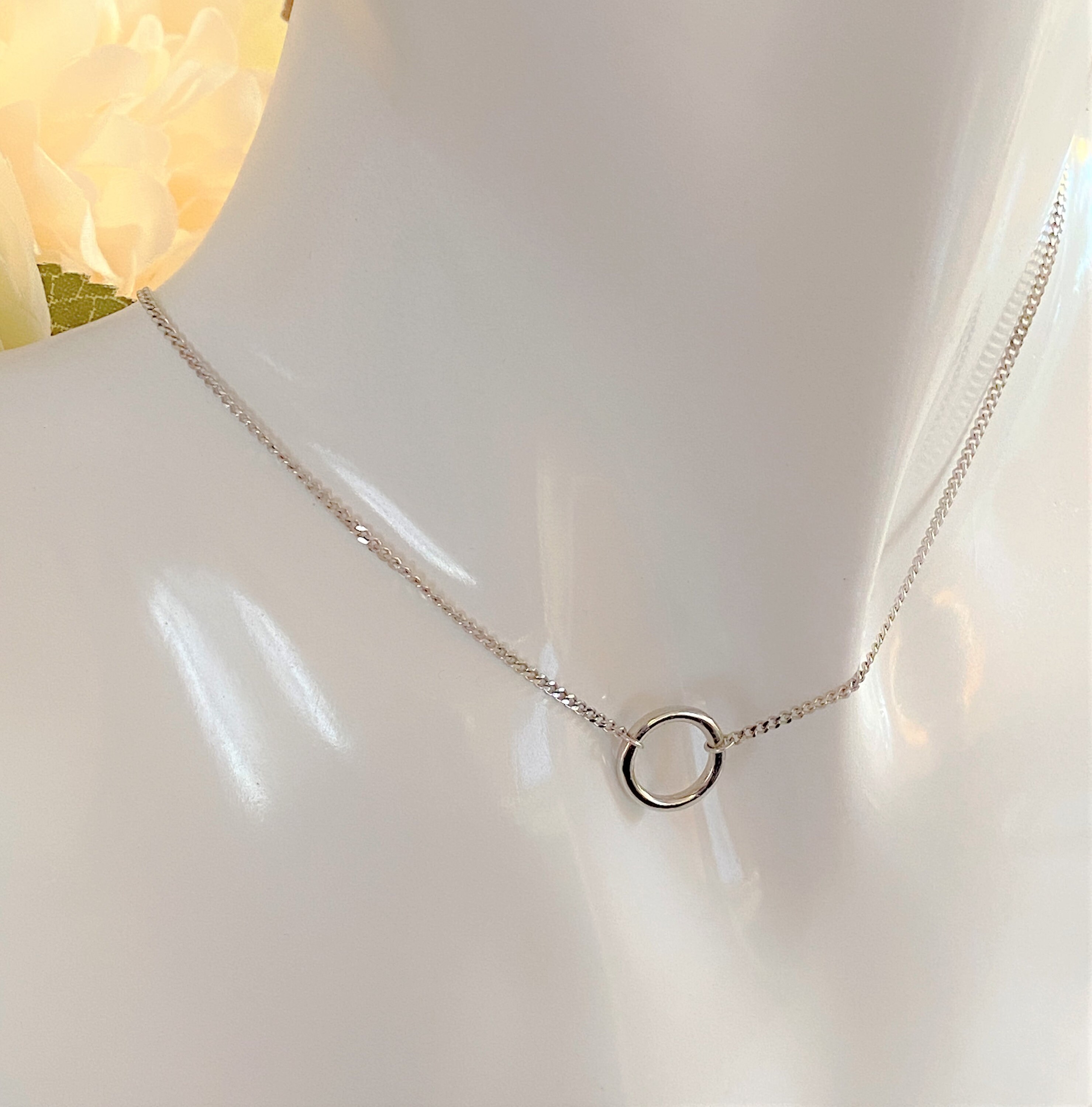 Cirkel ketting zilver eenvoudige o ring ketting infinity Etsy