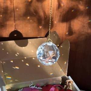 Single crystar sun catcher | Valentines day gift, send to lover, Gift for mom, minimalist, Birthday gift, Sun catcher, New home gift