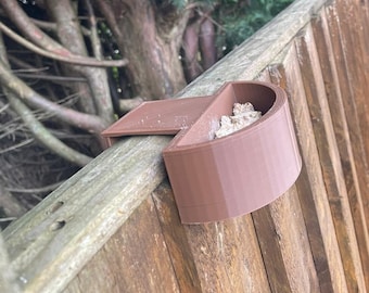 Flutter Haven: Weather-Resistant 3D Printed Garden Fence Bird Feeder