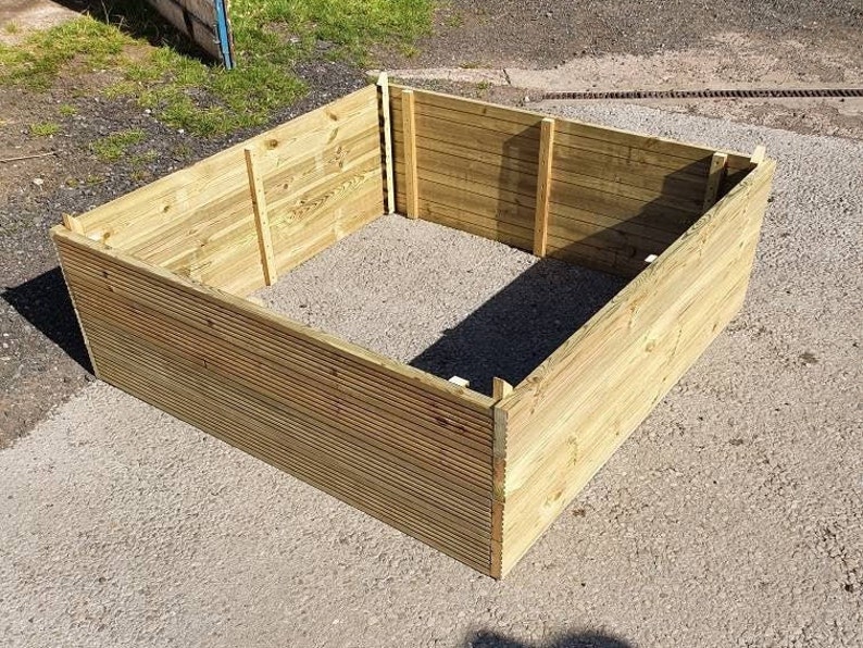 Terrazas Camas de cultivo Jardinera de vegetales hecha a mano Parcela Muebles de jardín al aire libre de calidad tratados con presión elevada Varios tamaños temporada primavera 2024