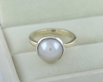 Natural white south sea pearl (moti) gemstone ring in sterling silver metal for vedic astrology moon planet june birthstone
