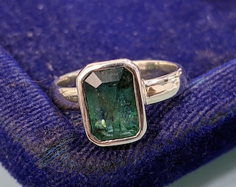 Natural Certified Zambian Emerald (Panna) 2-5ct gemstone ring in sterling silver metal for Vedic astrology mercury planet may birthstone