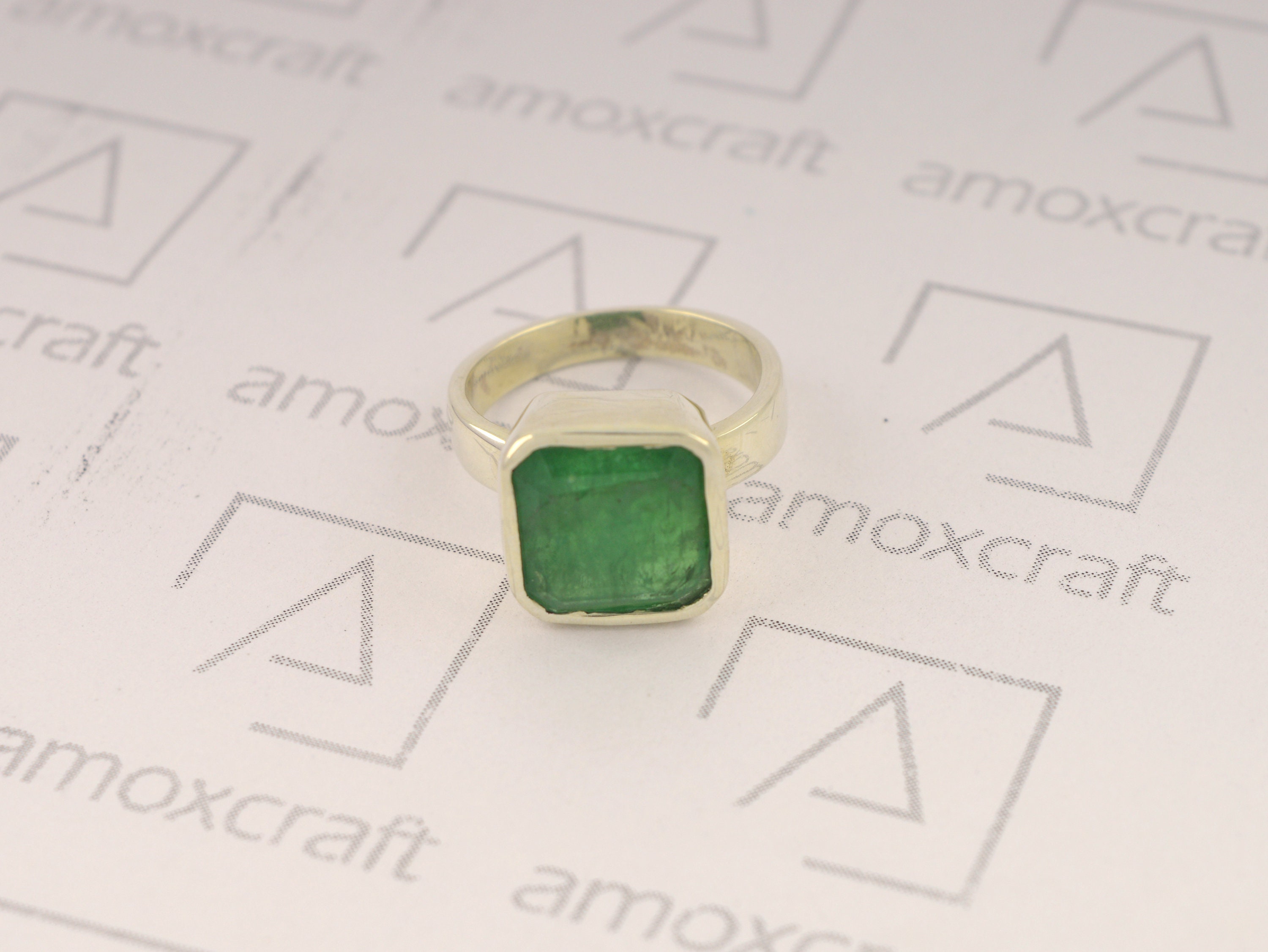 Amazon.com: Divya Shakti 5.25-5.50 Carat Emerald Panna Gemstone Panchdhatu  Ring For Men & Women : Arts, Crafts & Sewing