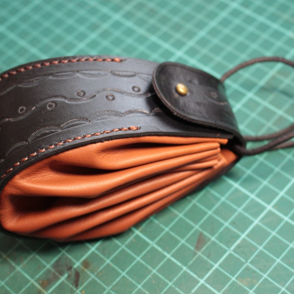 Leather Pouch on Belt for money, tobacco, smoking accessories or anything small- Digital PDF/STL template!