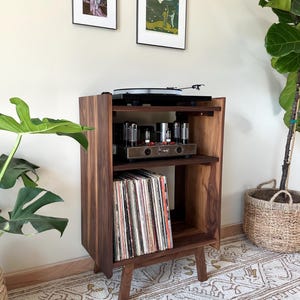 Record Player Stand / Solid Hardwood / Completely Customizable - Etsy