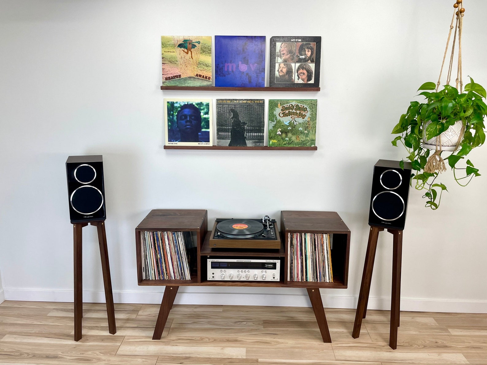 Lowboy Record Player Console / Customizable Vinyl Cabinet / - Etsy