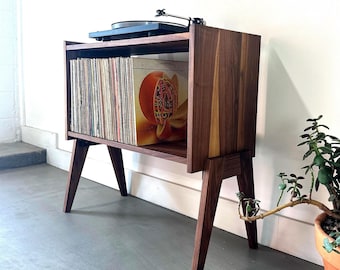Record Cube / Solid Hardwood / Flat Pack