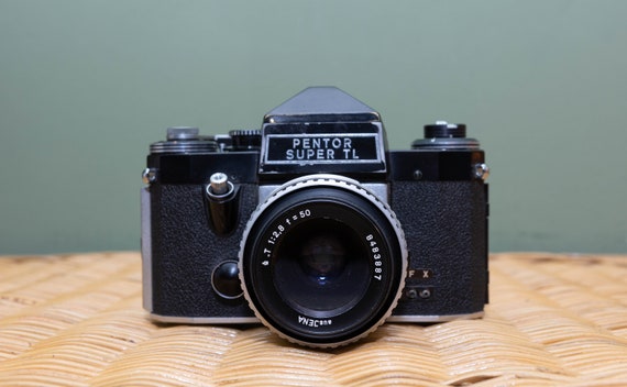 Appareil Photo Reflex Praktica Pentor 3 LTL Avec Protection - Vintage Allemagne Manuel