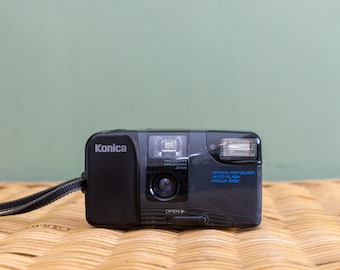 Konica POP Super, 35mm camera, point and shoot, analogue, film camera