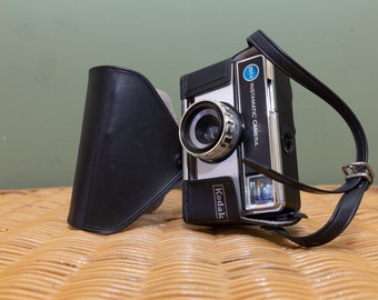 Kodak 255X Instamatic 35mm Film Camera w / Case