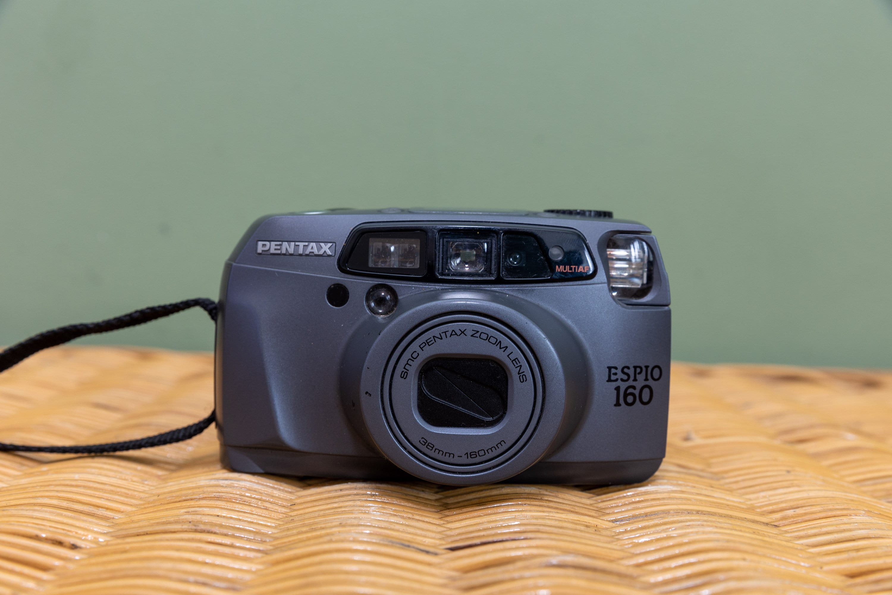 Pentax Espio 160 analoog point and shoot 35mm camera