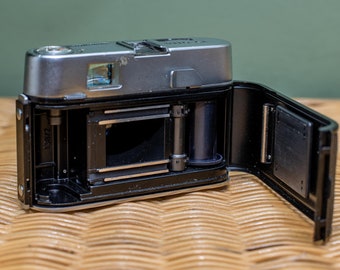 Voigtlander VITO CL ビンテージ フィルム カメラ (50 mm f2.8 レンズ
