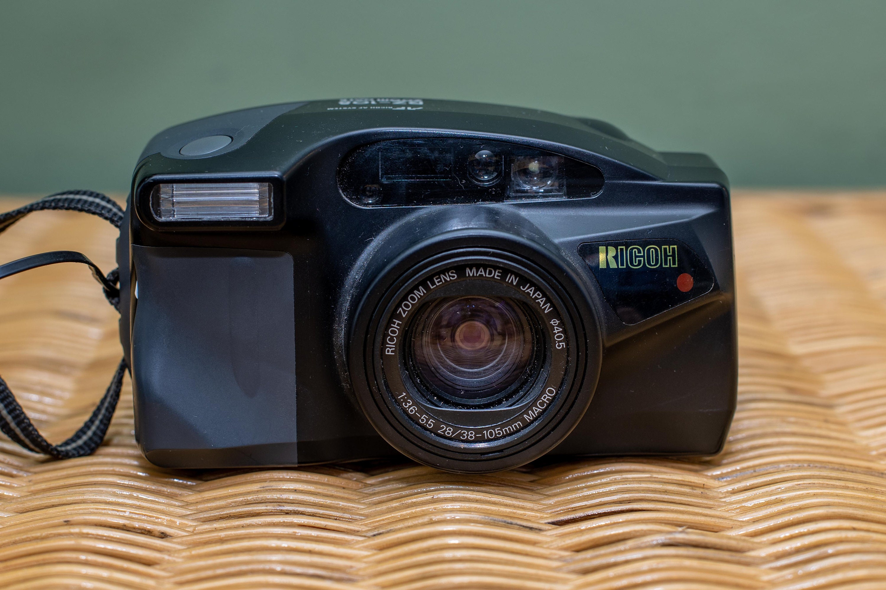 RICOH RZ-105 Zoom Date 35mm Point & Shoot Film Camera - Etsy