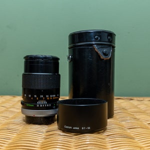 Canon FD 135mm 1:3.5 S.C. Super sharp bokeh lens for FD  mount. With case
