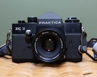 Werra 2 ビンテージカメラ + Carl Zeiss Tessar 50 mm F2.8 レンズ +
