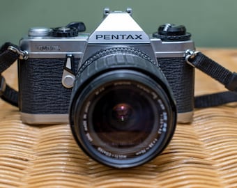 Werra 2 ビンテージカメラ + Carl Zeiss Tessar 50 mm F2.8 レンズ +