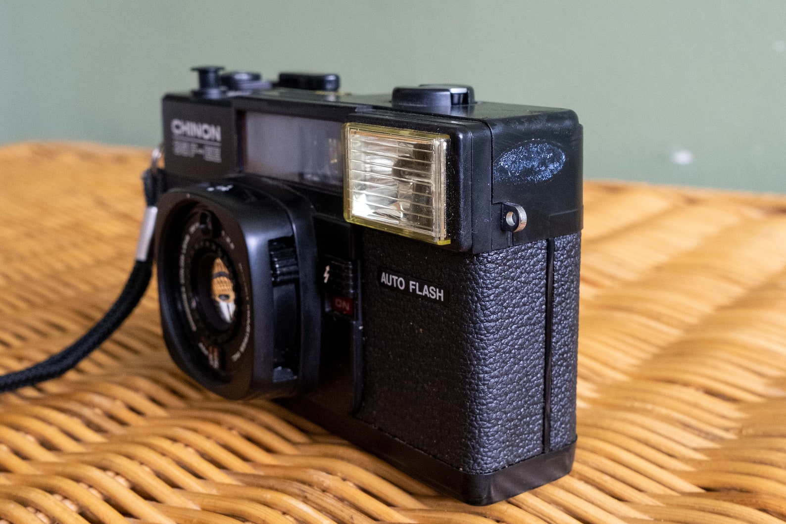 Chinon 35FEE 35mm Camera Point and Shoot Analogue Film Etsy