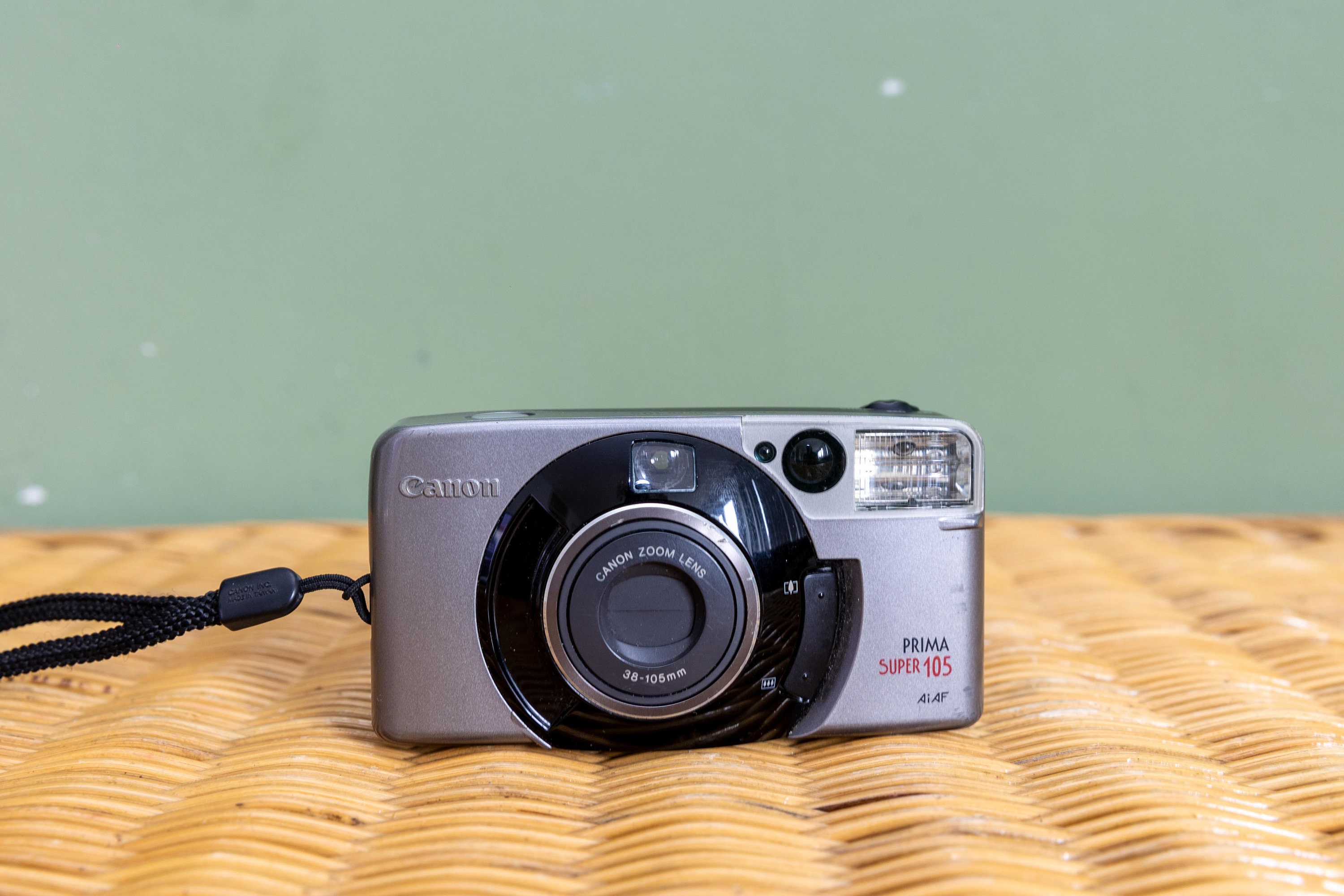 Canon Prima Super 28V Point&Shoot Film Camera