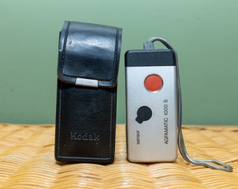 Kodak agfamatic 1000S 110 Film pocket camera- Vintage w/ case