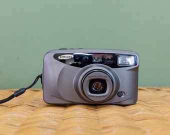 Cámara compacta Samsung Zoom vintage: lente macro de 38-130 mm