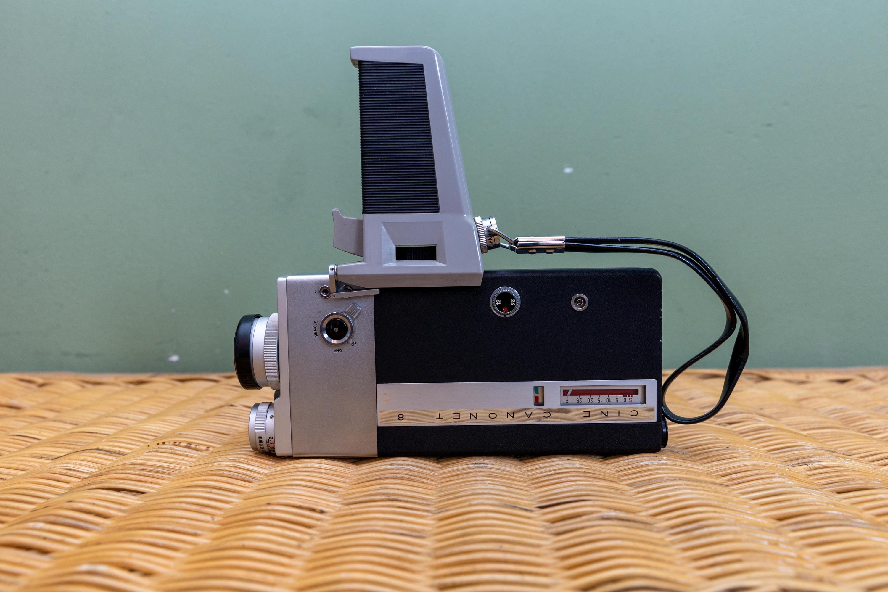 ヴィンテージ キヤノン シネマ キヤノネット 8 フィルムカメラ - 1960