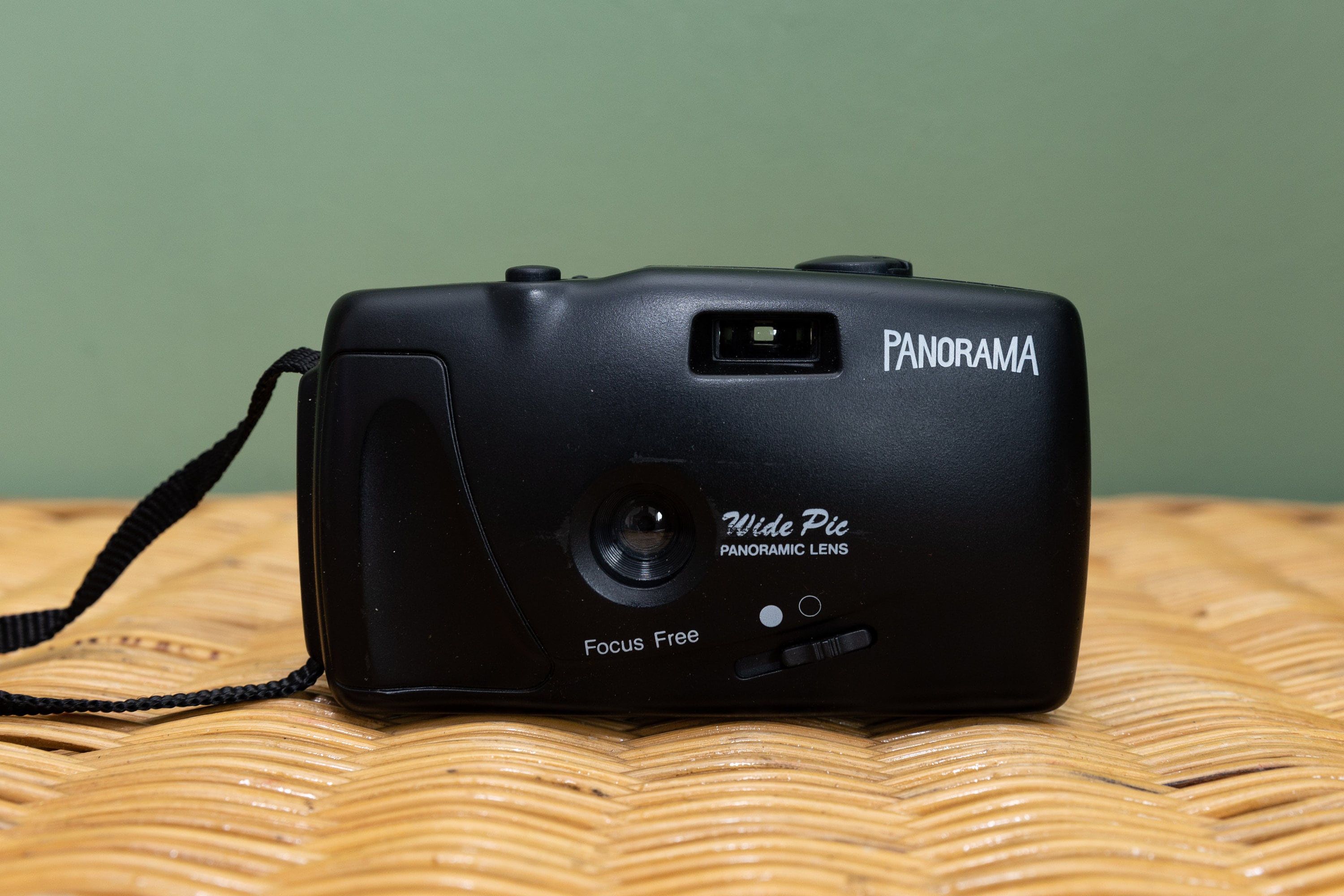 Panorama Wide Pic Lens Focus Free 35mm Canada