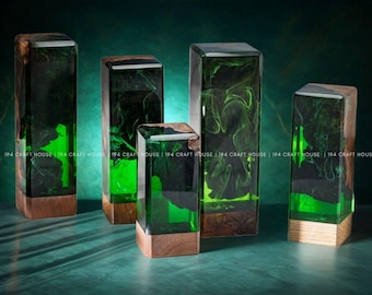 Lámpara de resina color verde mar profundo: Luz nocturna oceánica personalizada