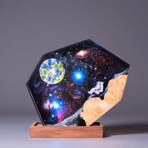Astronaut Epoxy Resin Lamp, Space Galaxy Night Light, Custom Desk Light, Birthday Gift for Him Dad Husband, Personalized Spacecraft Art