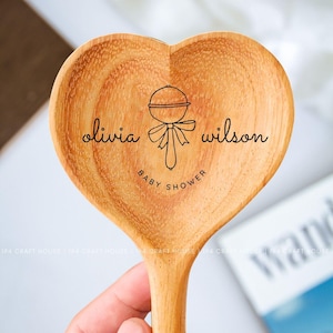 Holz Babylöffel Herzform personalisierte Babybesteck, Babypartygeschenk, natürliche Küchenlöffel Servierutensilien für Neugeborene neue Mütter