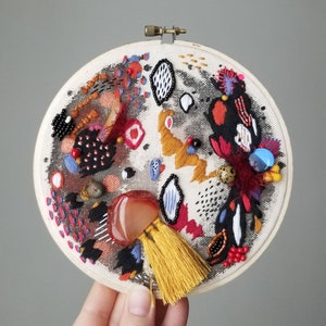 Handmade Abstract embroidery hoop - Multicolor