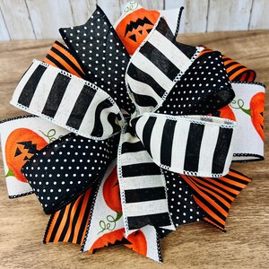 Halloween Lantern Bow, Fall Lantern Bow, Orange and Black Bow, Polka Dot Bow, Halloween Wreath Bow, Autumn Bow, Halloween Decoration, Purple