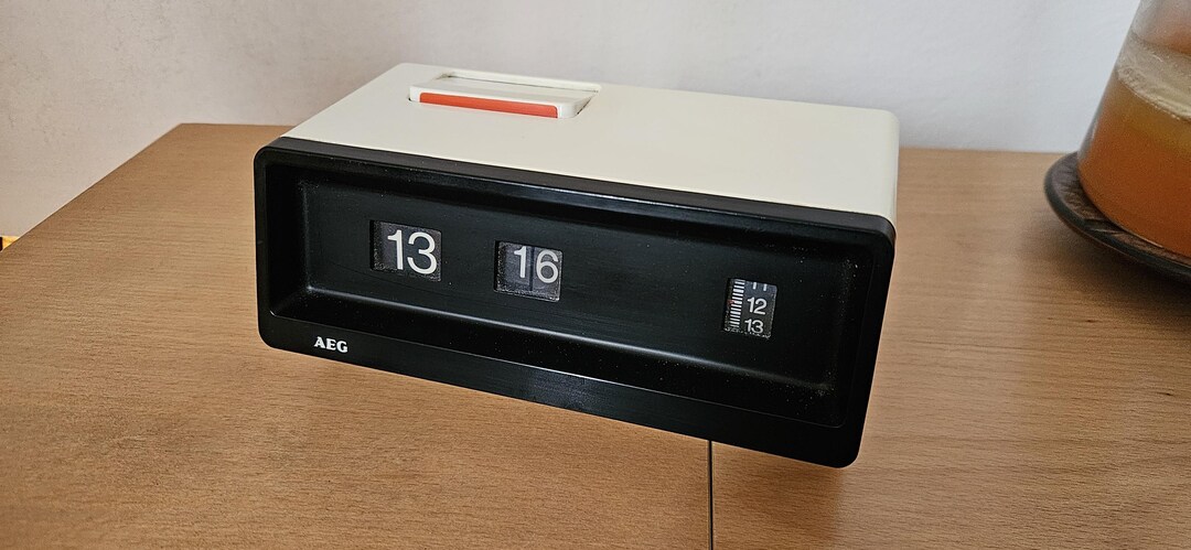 AEG Rolling Clock, Flip Clock,braun Clock Edge,made in Germany - Etsy