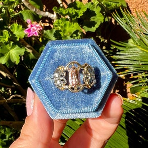 Gold Virgencita ring, Virgin Mary Ring, Gold Virgencita jewelry, Religious Ring, Anillo de la virgencita