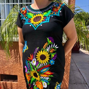 Women&#39;s Mexican Dress, Embroidered Mexican Dress, Floral embroidered dress, vestido mexicano para mujer, Fiesta Dress