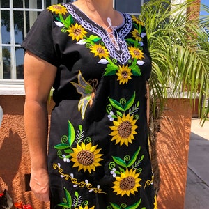 Mexican Floral Dress Women, Mexican embroidered dress, Vestido Mexicano bordado para mujer