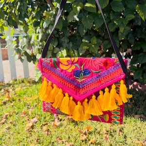 Mexican Envelope Purse, Mexican Floral Clutch, Embroidered Floral Clutch, Mexico Purse, Bolsa Mexicana