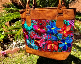 Mexican embroidered Tote Bag, Floral Tote Bag, Tote Bag with pockets, Mexican Bag