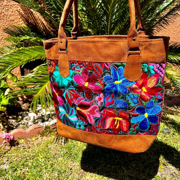 Mexican embroidered Tote Bag, Floral Tote Bag, Tote Bag with pockets, Mexican Bag