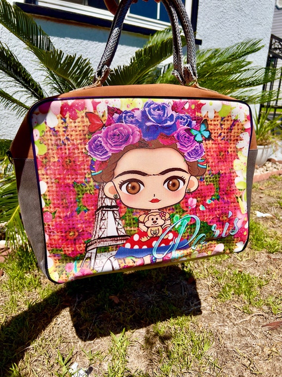 FRIDA KAHLO CARTOON LEATHER TRAVEL WOMEN'S CROSSBODY BAG - BEIGE –  themakeupstoreonline.com