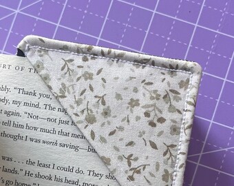 Marcador de libros de esquina hecho a mano