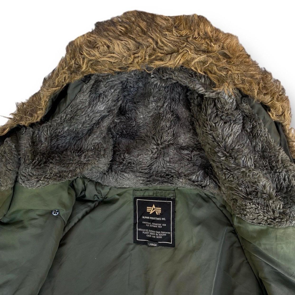 Alpha Industries Men's N-2B Short Waist Parka (XS, Black) at