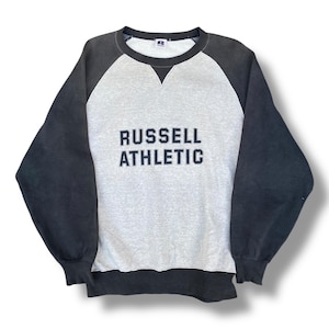 Vintage 90s Russell Athletic Sweatshirts Spellout Colourblock Streetwear Outfits Style Made in Japan Size L
