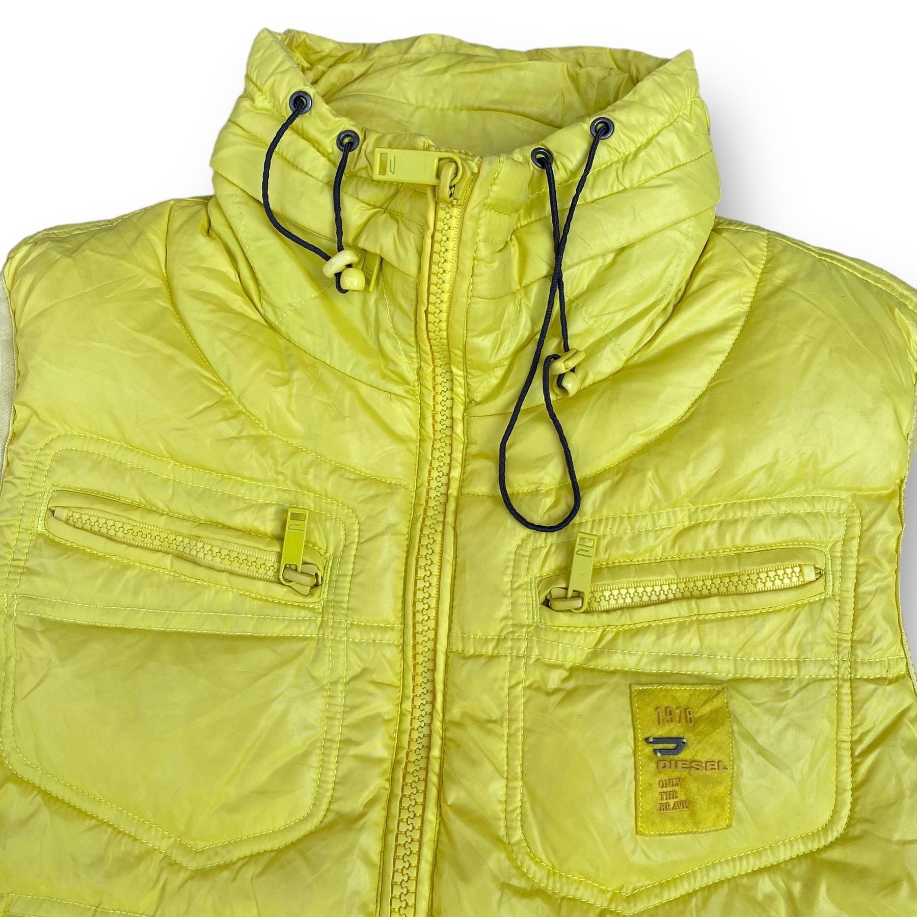 ジャケット・アウター 00s japanese label diesel down vest 00s japanese label fur puffer vest jilet