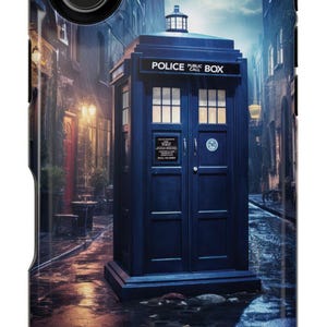 Police Box iPhone-skal | Regniga gator i Storbritannien, Dr. Who-present, MagSafe