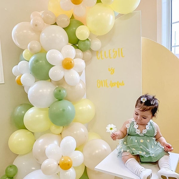 Groovy Hippy Daisy Flower Boho DIY Balloon Garland Kit | First Birthday Party decor | Balloon Arch | Baby Shower Boho | Bridal Shower Decor