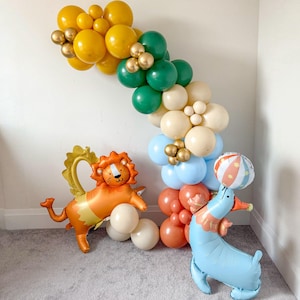 Vintage Circus Party Balloon Garland, Carnival Circus 1st Birthday Decor, Circus Animal Balloons, Lion, Seal, Carnival Baby Shower Carousel