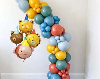 Spaß, ein Geburtstag Boho Regenbogen Ballons Muted Regenbogen Ballons Partytiere Ballongirlande Wild One Two Wilde Party Animal Ballons