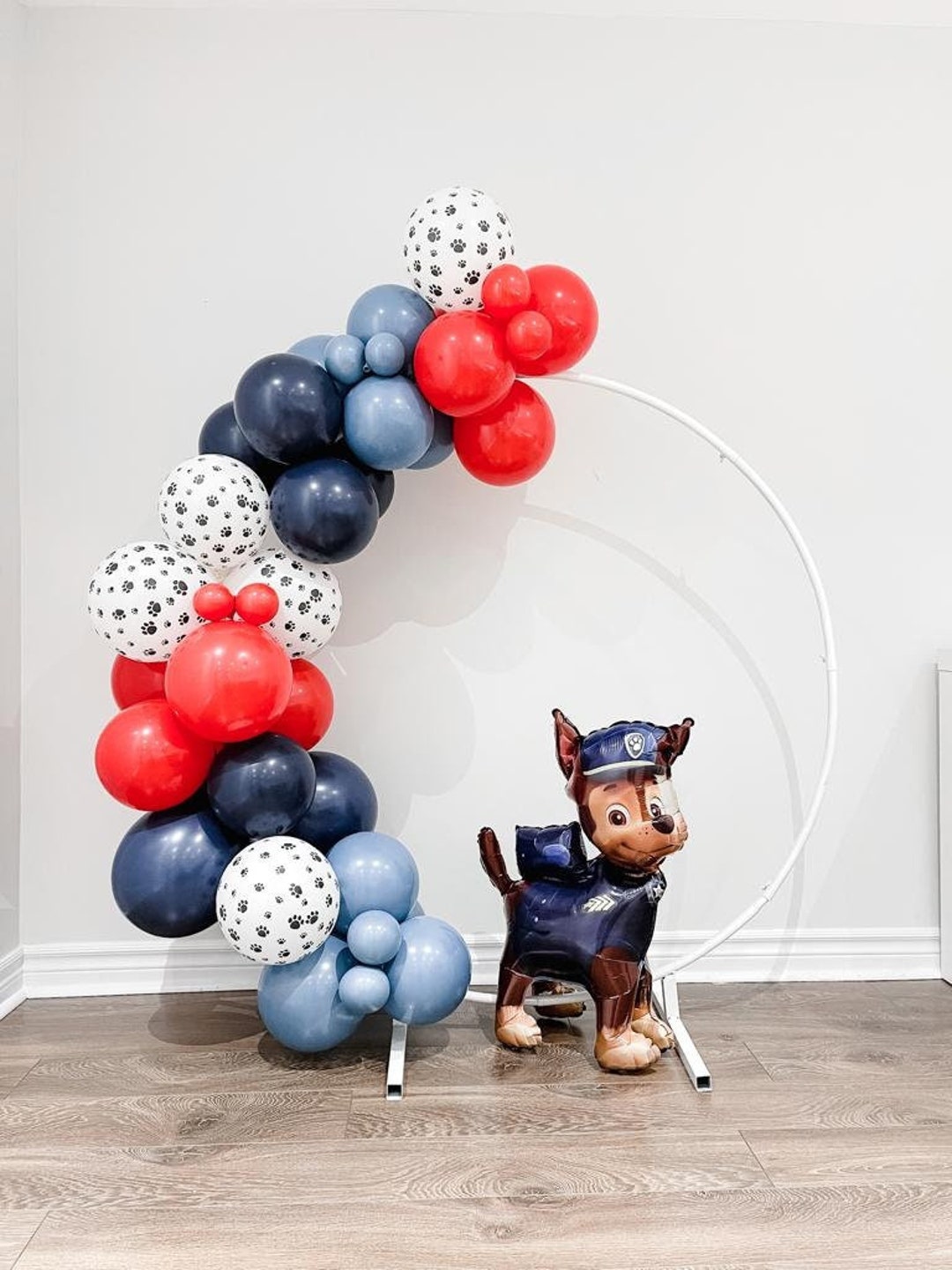 Paw Patrol theme balloon bouquet  Fiesta de la patrulla canina, Cumpleaños patrulla  canina decoracion, Fiestas de cumpleaños para chicos