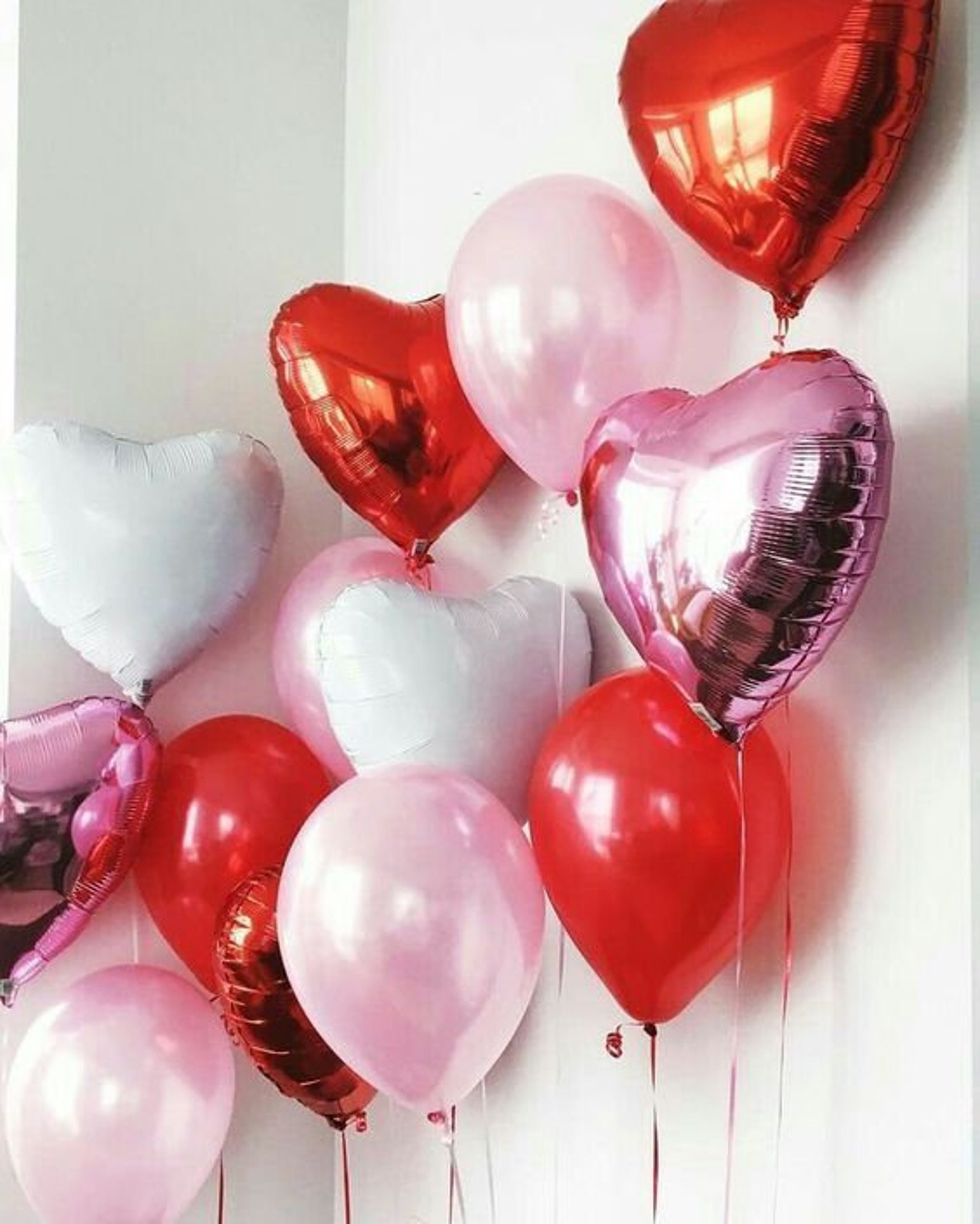 Foil Hearts Balloon Bouquet | Valentines Day Balloons | Vday Decor ...